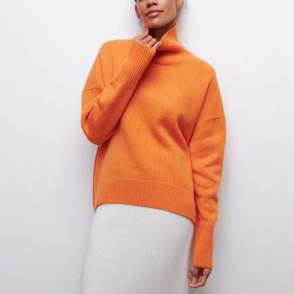 ARIA OVERSIZED TURTLENECK SWEATER - Image 4