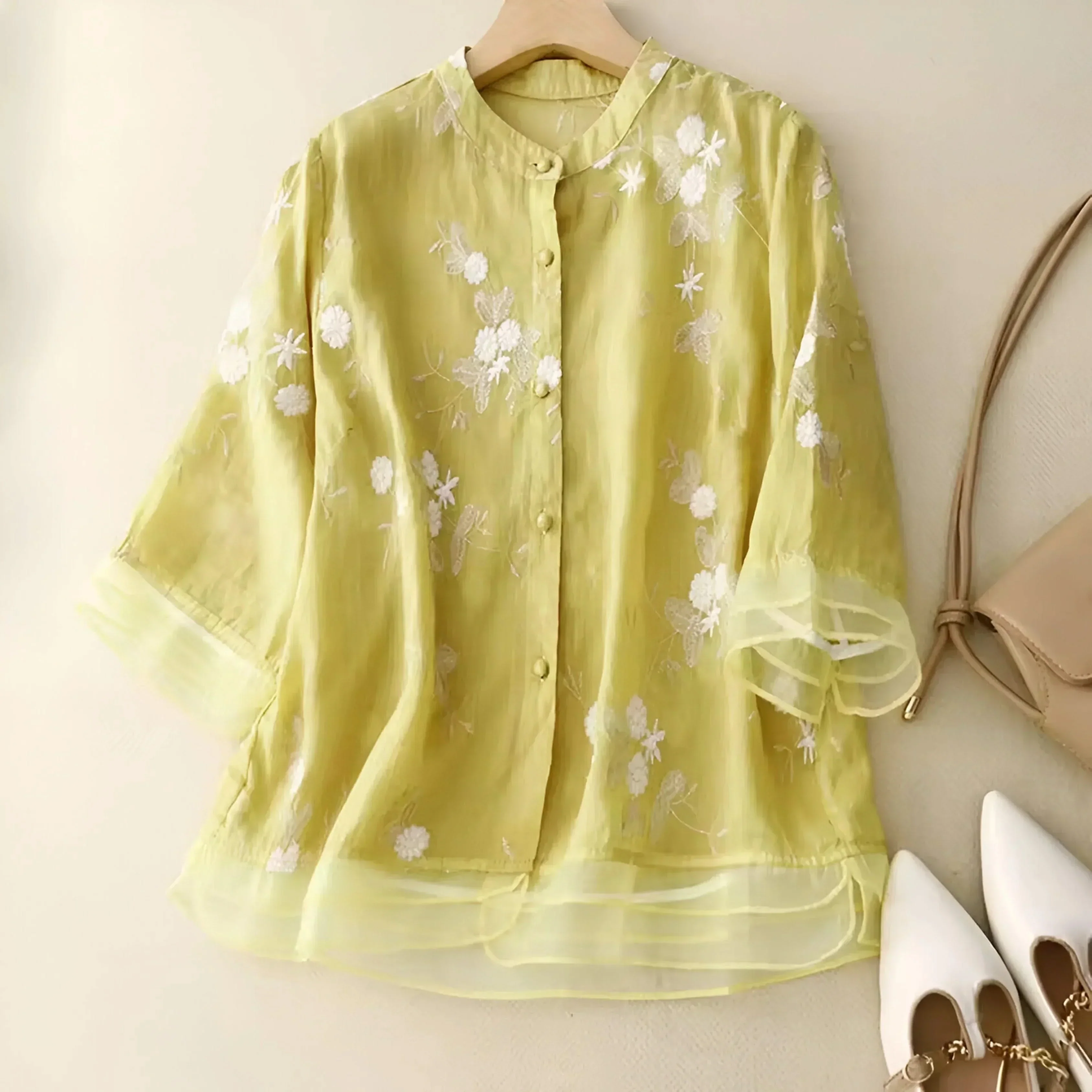 EMILY | COTTON TOP WITH EMBROIDERED FLOWERS - Image 10