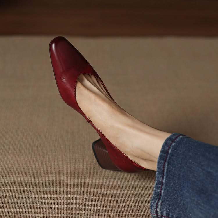 LIVIA LUXE PUMPS - Image 19