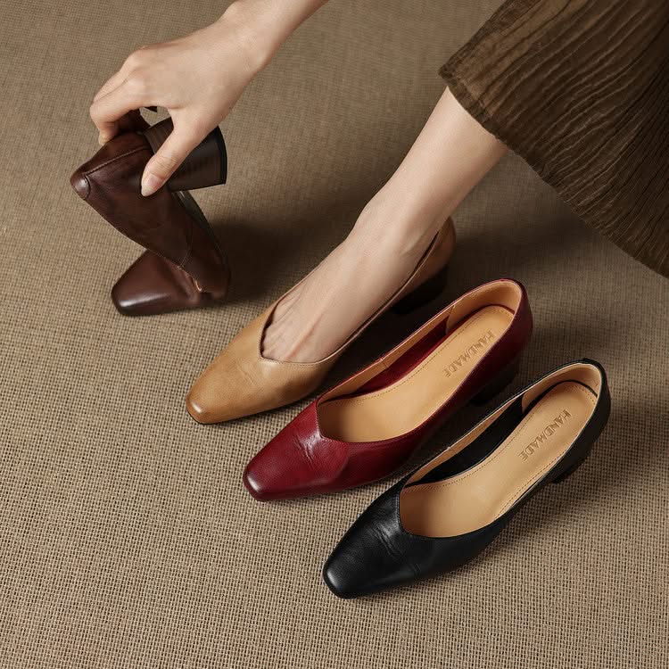LIVIA LUXE PUMPS - Image 28