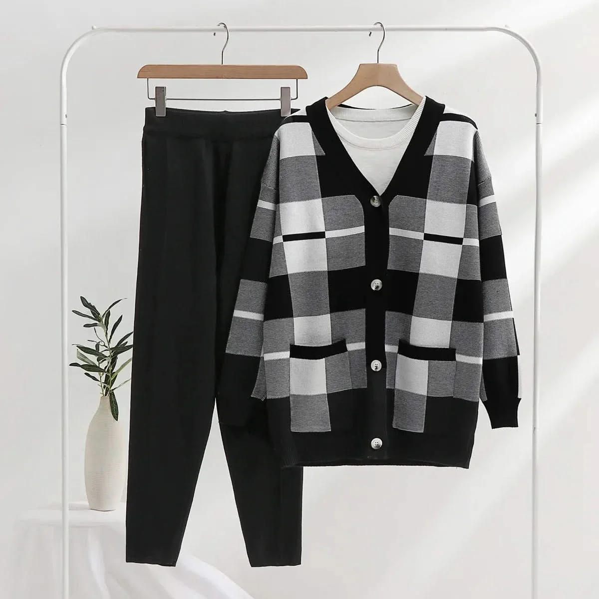 SUNDAY SOFT-KNIT 3-PIECE SET - Image 13