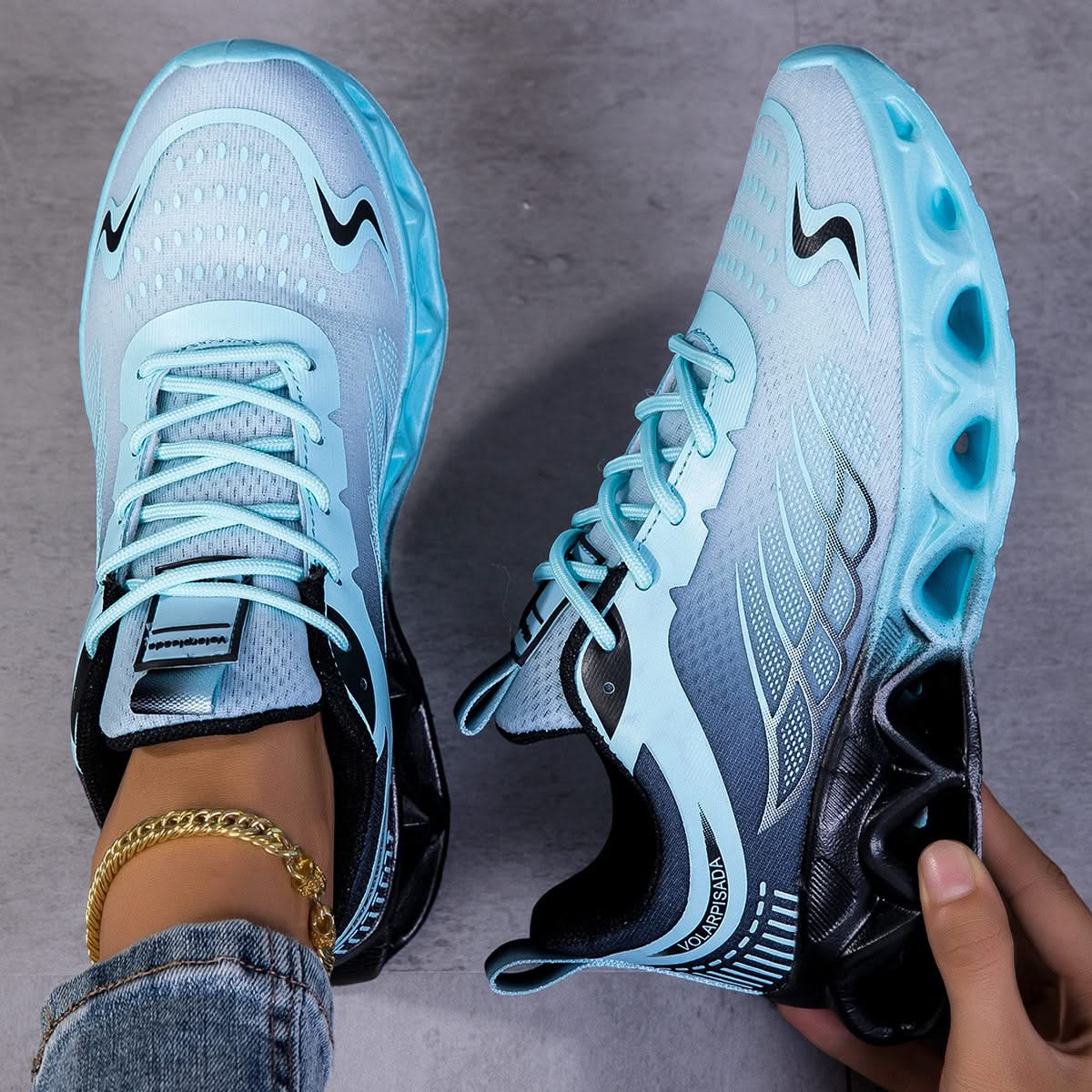 VICTORIA TRAINERS - Image 3